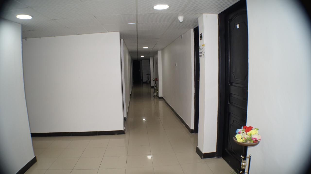 Econo Lodge Дар ес Саалам Екстериор снимка