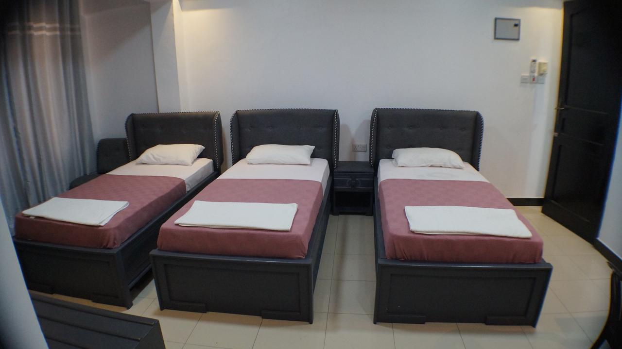 Econo Lodge Дар ес Саалам Екстериор снимка